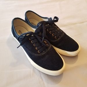 Navy blue corduroy shoes